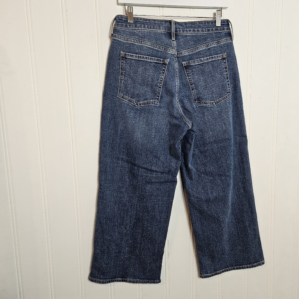 Old Navy Extra High Rise Wide Leg Crop Jeans Blue Denim Ski-Hi Womens Size 6P - Picture 6 of 12